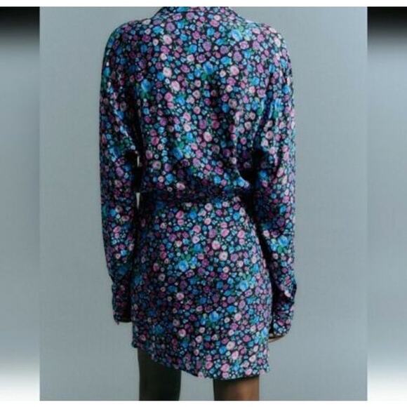 Zara Floral Print V-Neck Satin Effect Wrap Mini Dress Blue Pink Purple XS - Picture 2 of 7